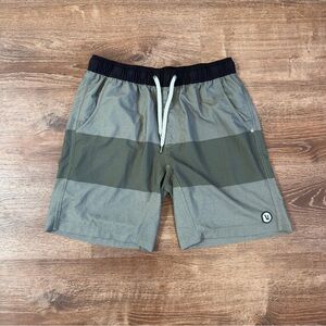 Vuori Men's Kore Shorts Size Medium Green Striped Athletic Shorts